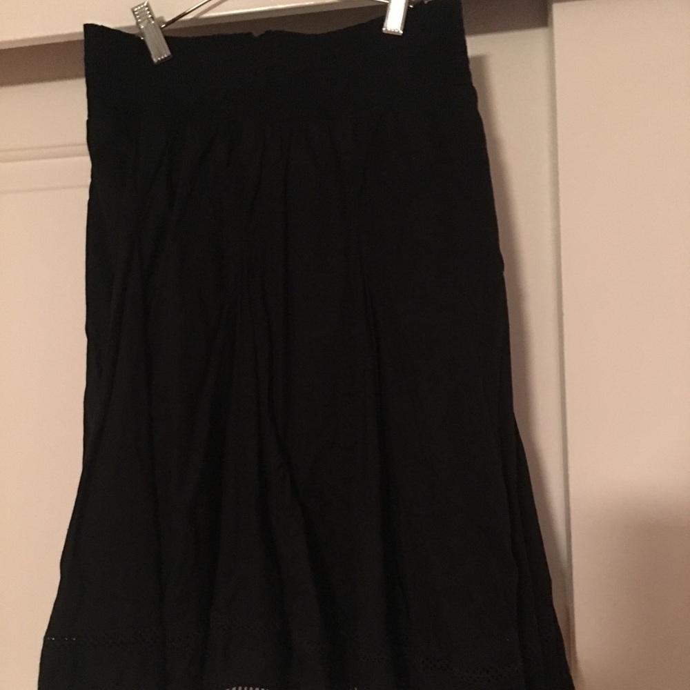 Lightweight, A-line skirt